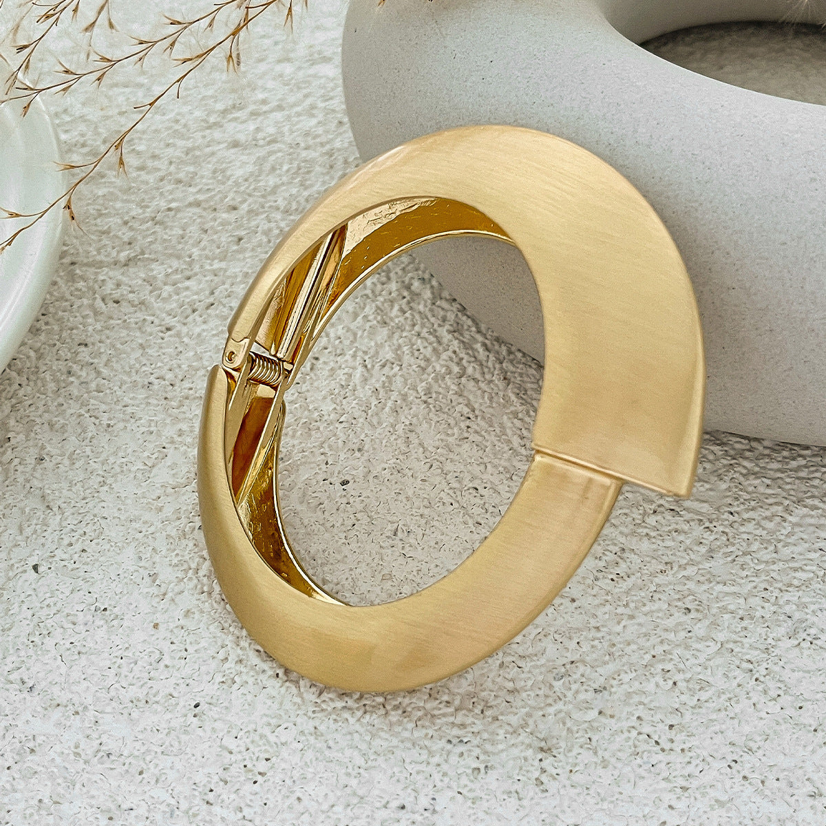 Woman's Fashion Alloy Bracelet