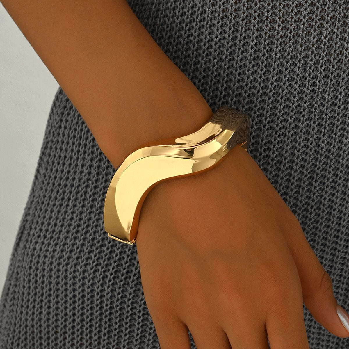 Elegant Sculpted Gold Bracelet