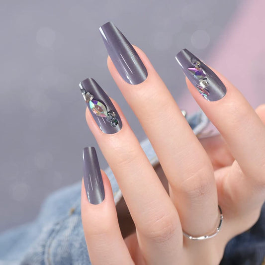 Diamond Nails Brownish-Gray