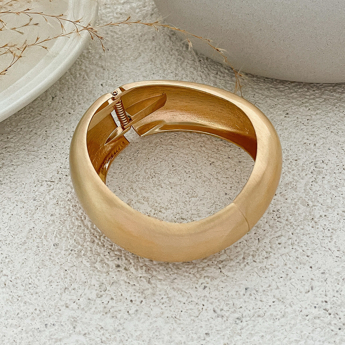 Woman's Fashion Alloy Bracelet